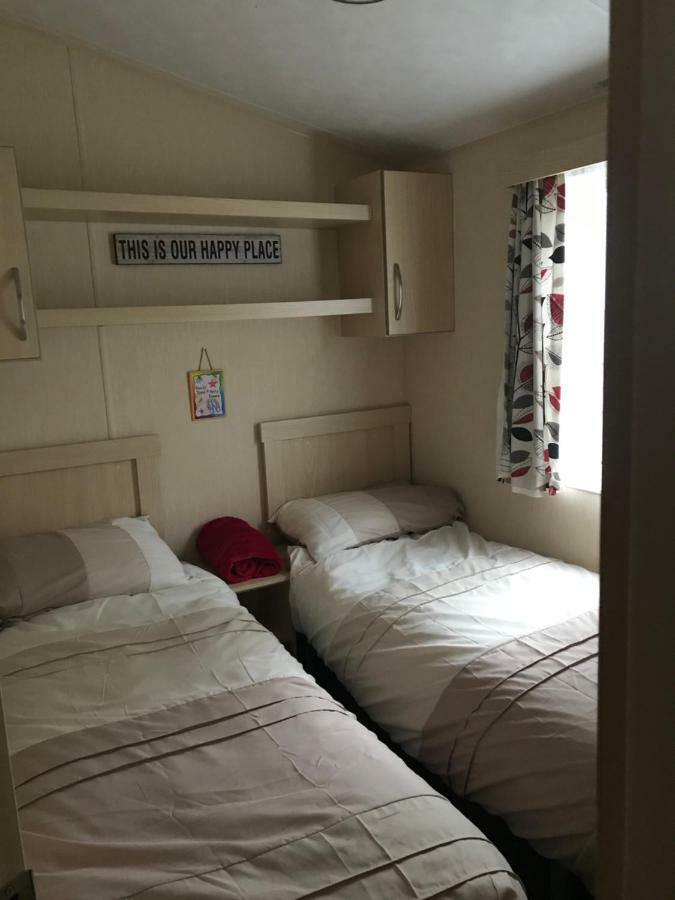 Take Me To The Beach At J&S Caravan Holidays Newquay Bay Resort Saint Columb Minor Eksteriør billede